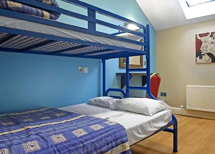 Isaacs * Дублин