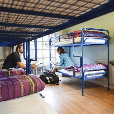 Isaacs * Δουβλίνο